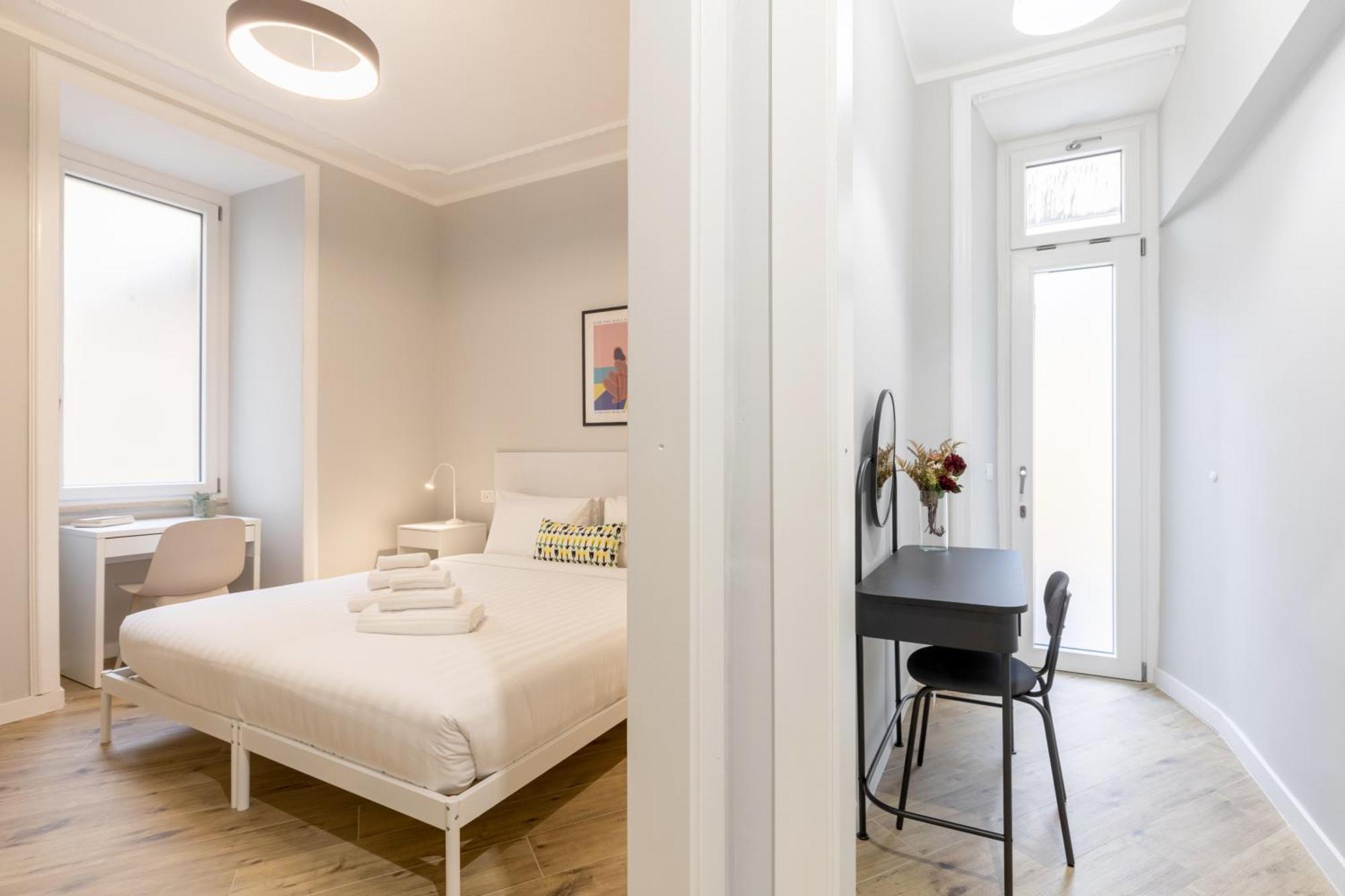 Apartment Hostly-suite Laterano-walk To Colosseum Rom