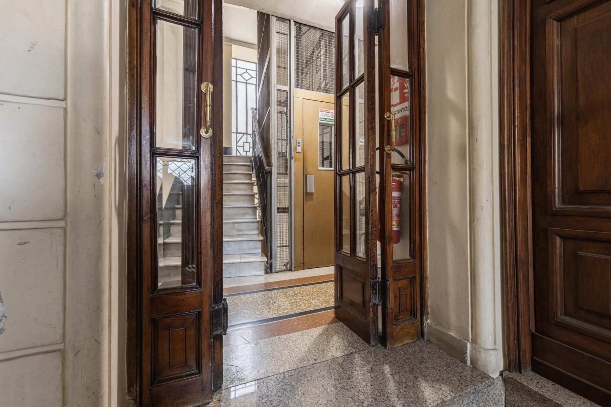 Hostly-suite Laterano-walk To Colosseum * Rom